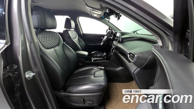 Hyundai Santa Fe 2018 thumb 10