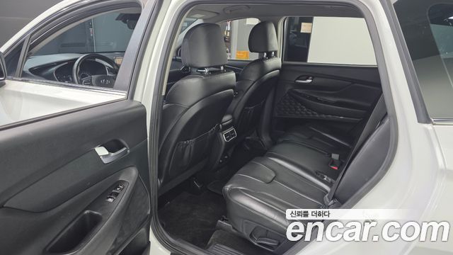 Hyundai Santa Fe 2021 thumb 12