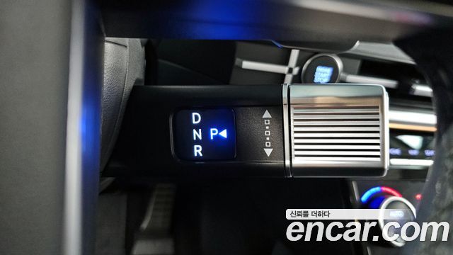 Hyundai Santa Fe 2023 thumb 9