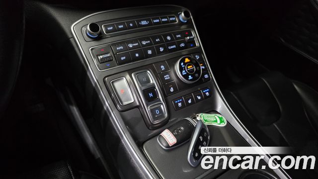 Hyundai Santa Fe 2020 thumb 10