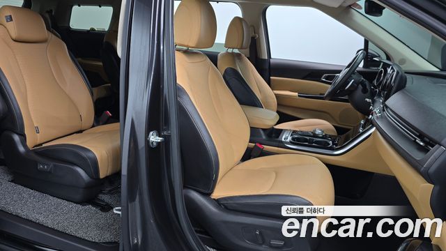 Kia Carnival 2020 thumb 11