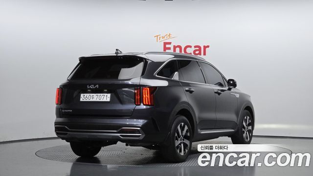 Kia Sorento 2023 thumb 3