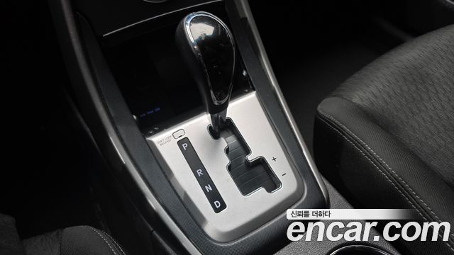 Hyundai Avante 2011 thumb 10