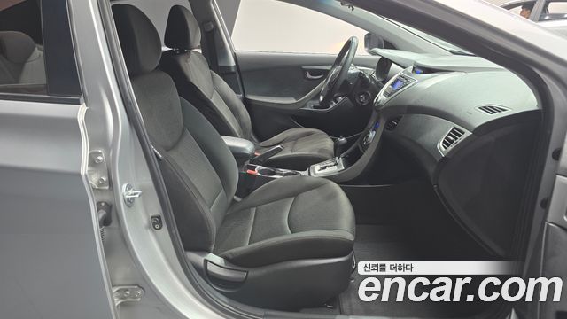 Hyundai Avante 2011 thumb 11