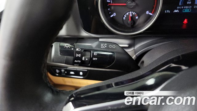 Kia Carnival 2020 thumb 11