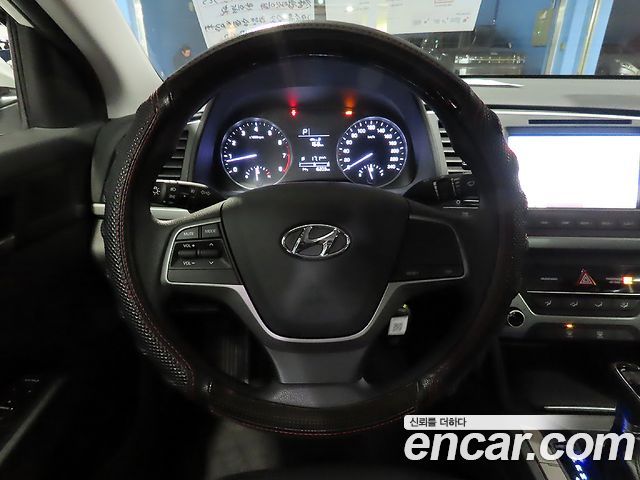 Hyundai Avante 2016 thumb 10