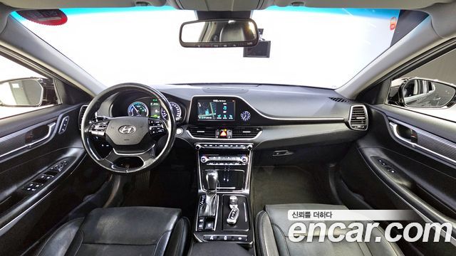 Hyundai Grandeur 2018 thumb 8