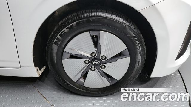 Hyundai IONIQ 6 2020 thumb 5