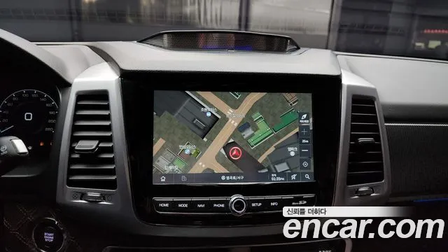 SsangYong Rexton 2023 thumb 11