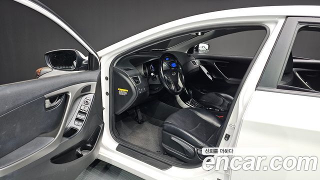 Hyundai Avante 2013 thumb 11