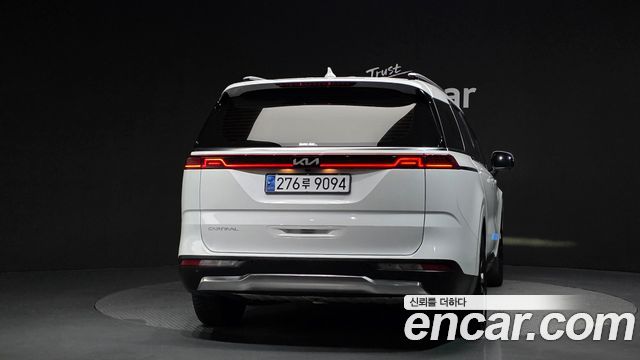 Kia Carnival 2022 thumb 4