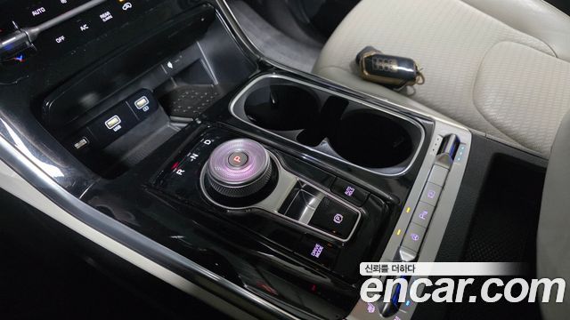 Kia Carnival 2022 thumb 9