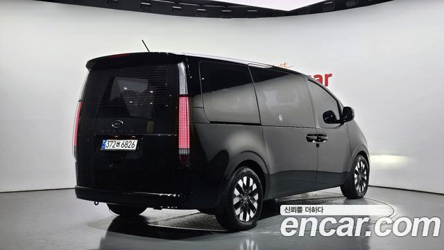 Hyundai Staria 2021 thumb 3