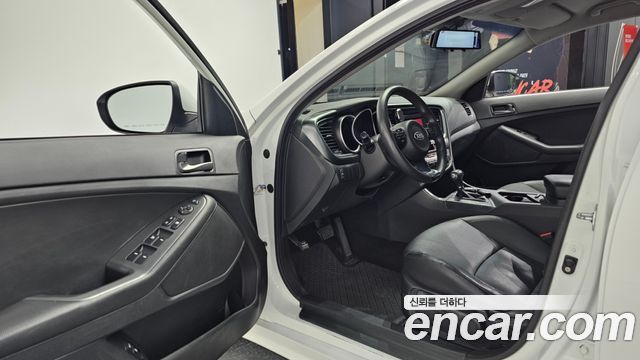 Kia K5 2015 thumb 10