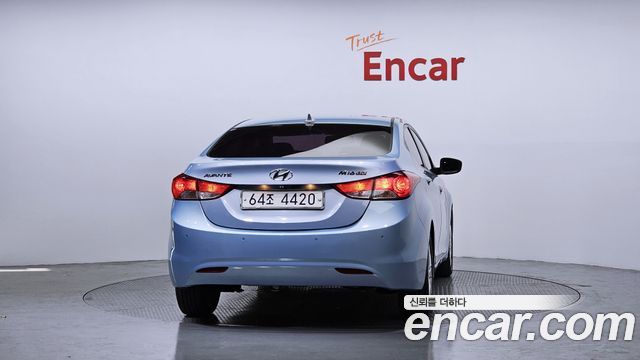 Hyundai Avante 2011 thumb 5