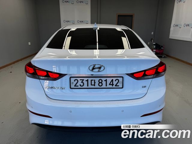 Hyundai Avante 2018 thumb 4