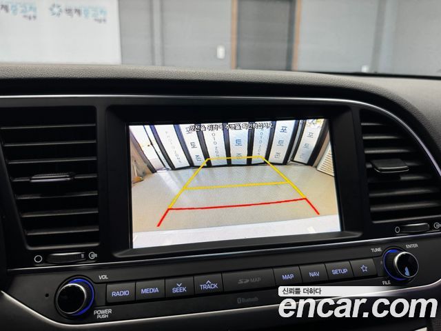 Hyundai Avante 2018 thumb 11