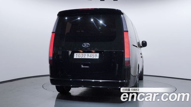 Hyundai Staria 2021 thumb 5
