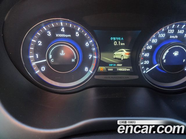 Hyundai Grandeur 2014 thumb 10