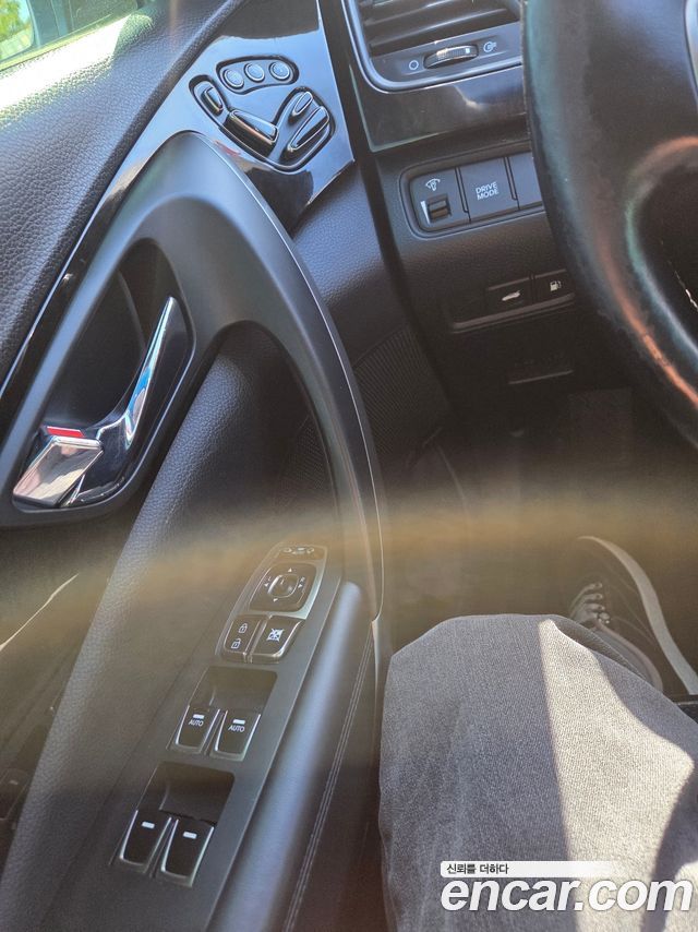Hyundai Grandeur 2014 thumb 11