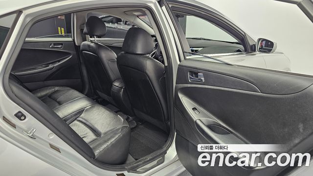 Hyundai Sonata 2010 thumb 12