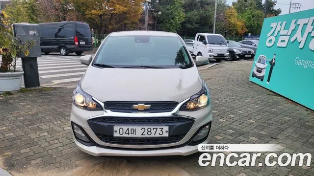 Chevrolet Spark 2018 thumb 2