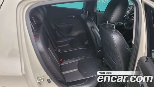 Chevrolet Spark 2018 thumb 10