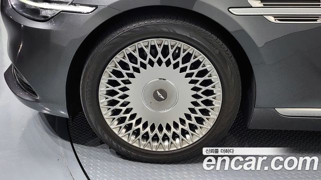 Genesis G90 2020 thumb 6