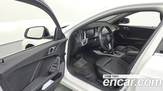BMW 1 серии 2020 thumb 11