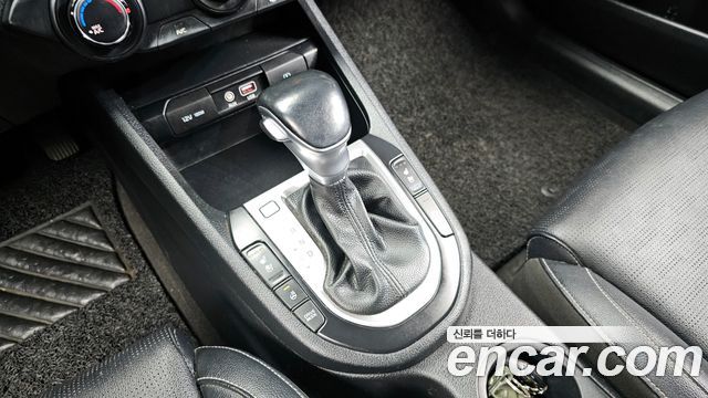 Kia K3 2018 thumb 10