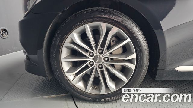 Hyundai Genesis 2015 thumb 6