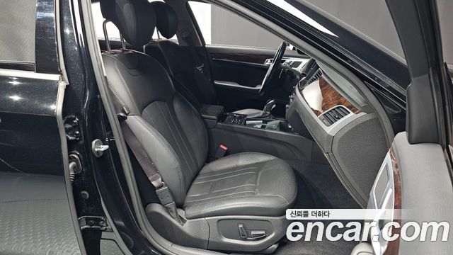 Hyundai Genesis 2015 thumb 12