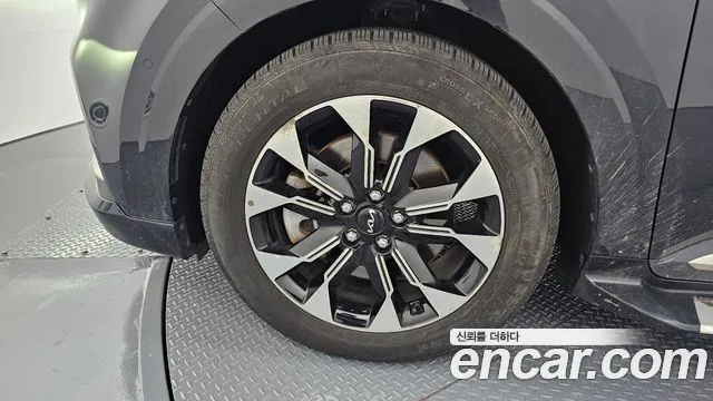 Kia Carnival 2021 thumb 6