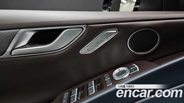 Genesis G80 2021 thumb 12