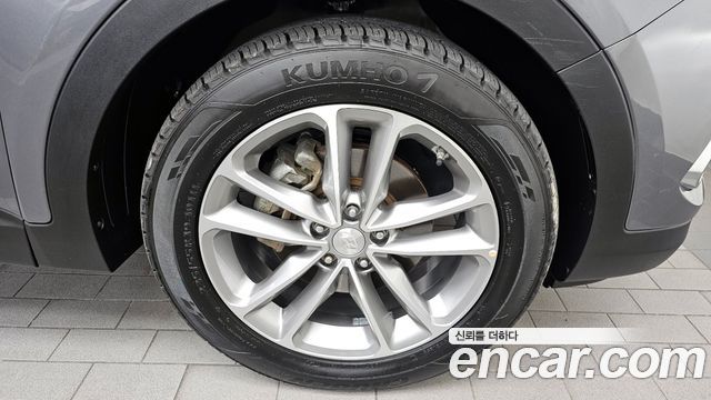 Hyundai Santa Fe 2016 thumb 6