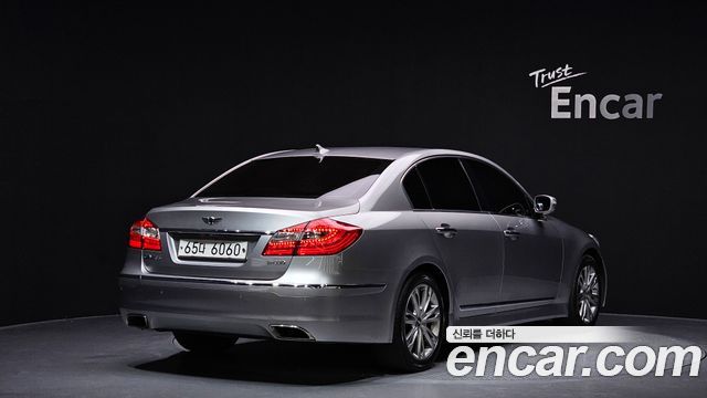 Hyundai Genesis 2012 thumb 3