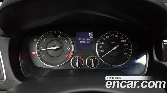 Renault Korea SM5 2012 thumb 9