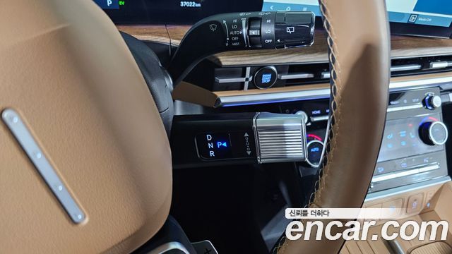 Hyundai Santa Fe 2023 thumb 9