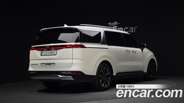 Kia Carnival 2020 thumb 3