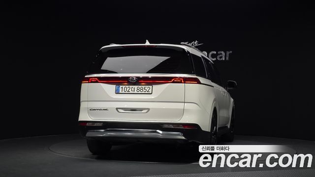 Kia Carnival 2020 thumb 5