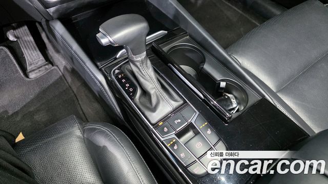 Kia K7 2017 thumb 9