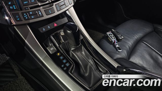 Chevrolet Alpheon 2011 thumb 10