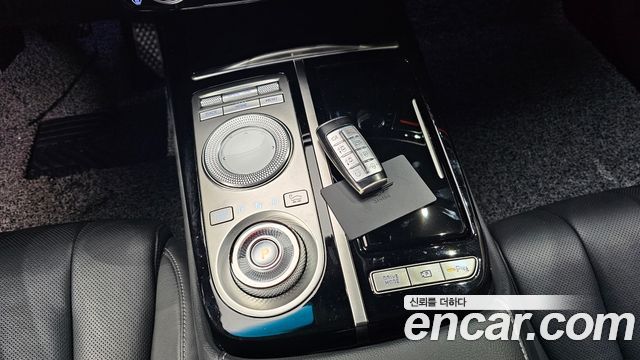 Genesis G80 2020 thumb 9
