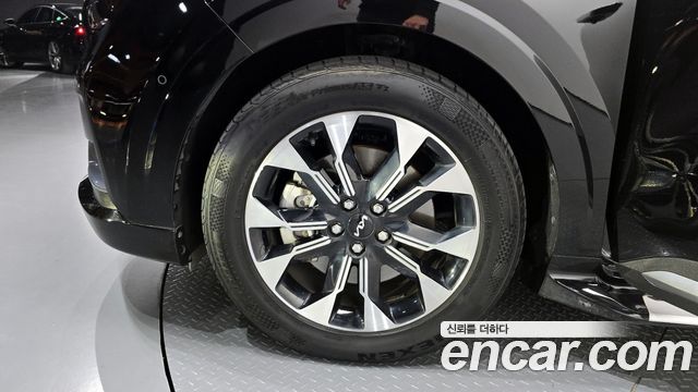 Kia Carnival 2022 thumb 6