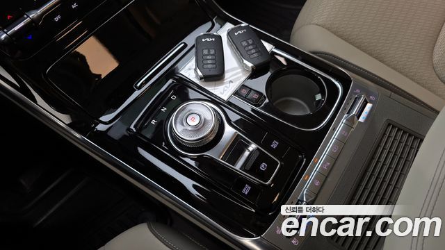Kia Carnival 2022 thumb 10