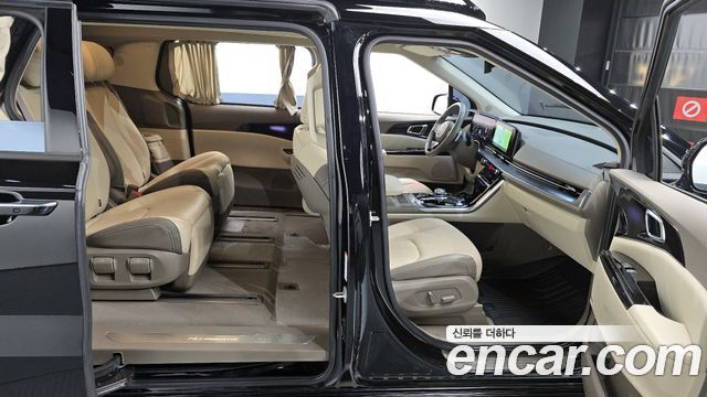 Kia Carnival 2022 thumb 11