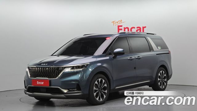 Kia Carnival 2023 thumb 2
