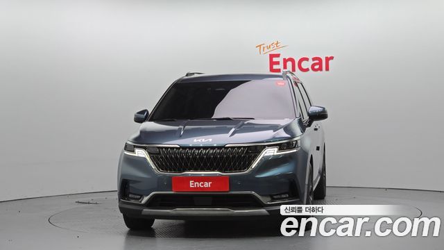 Kia Carnival 2023 thumb 4