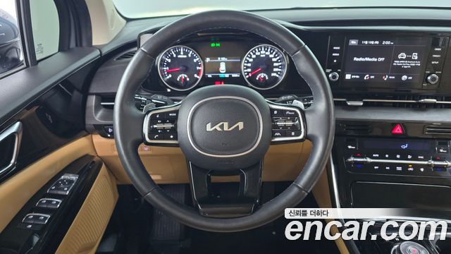 Kia Carnival 2023 thumb 12