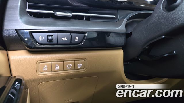 Kia Carnival 2023 thumb 11